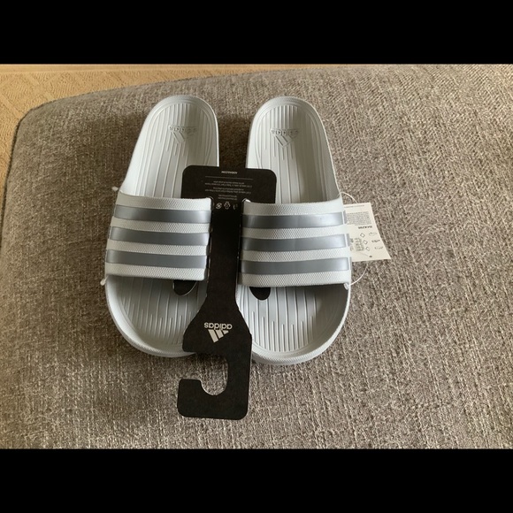 adidas duramo slide grey